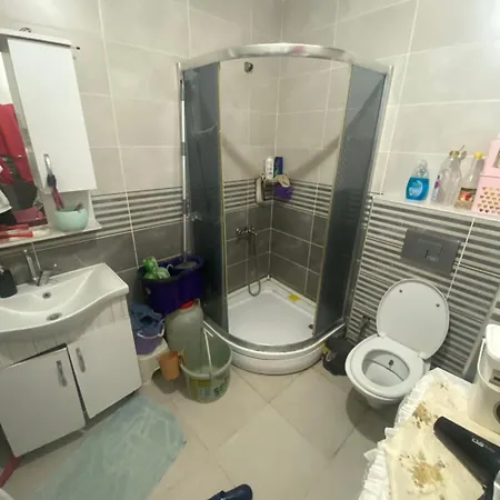 Homestay Halkali Istasyon Luks *